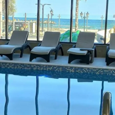 Bellview - Pool & Langa Mare * Năvodari