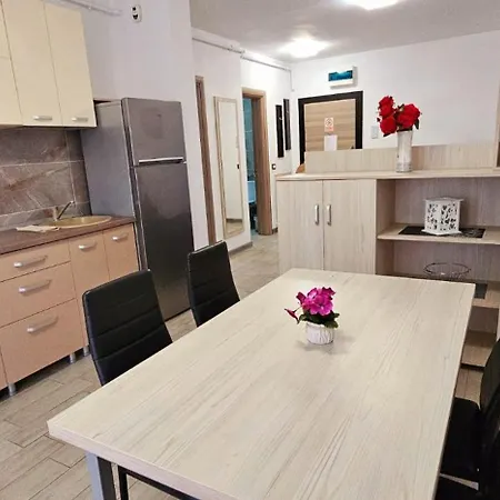 Bellview - Pool & Langa Mare * Năvodari