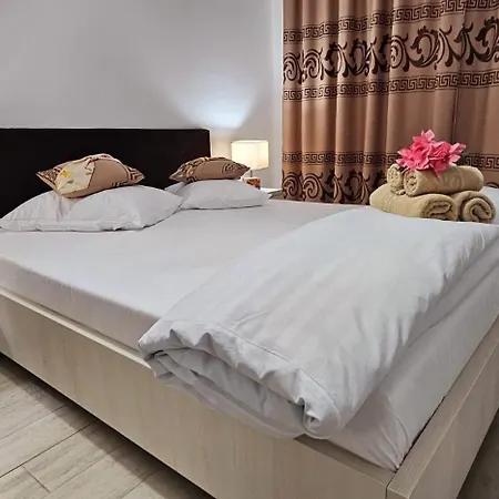 Bellview - Pool & Langa Mare Apartament Năvodari