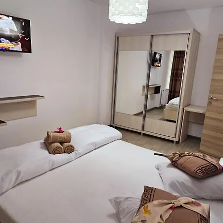 Bellview - Pool & Langa Mare Apartament Năvodari